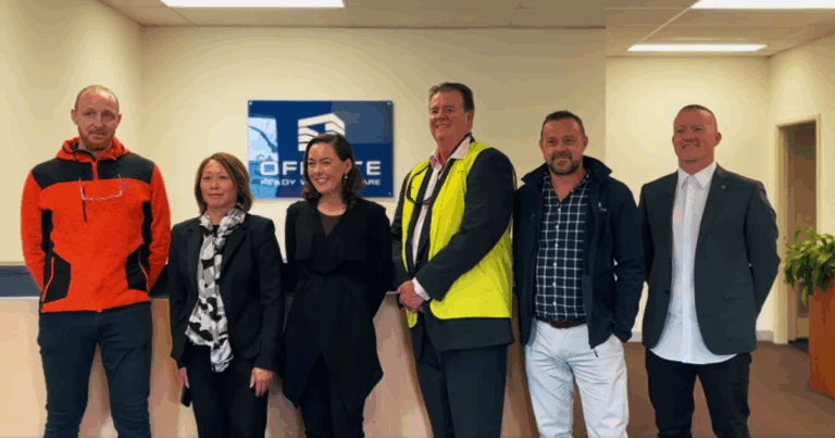Cassie Rowe MLA Visits Offsite Facility